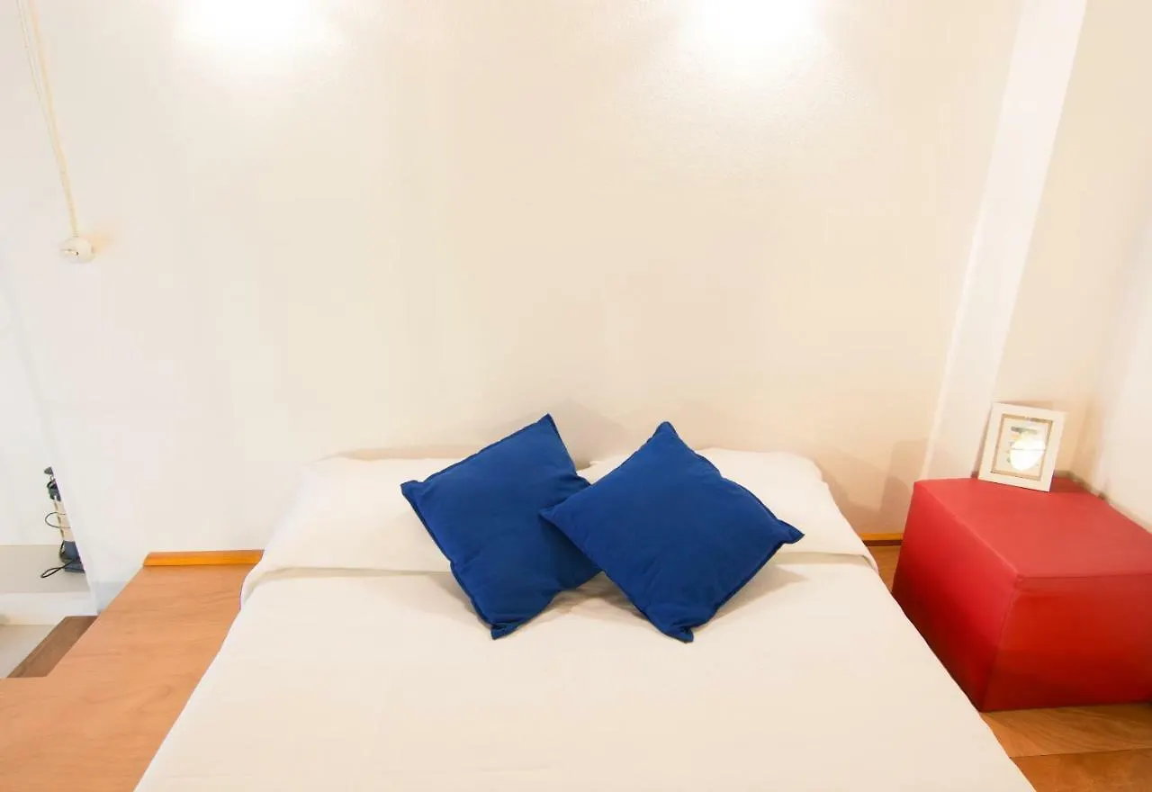 Modern Apartment In Historic Building Cagliari Italy