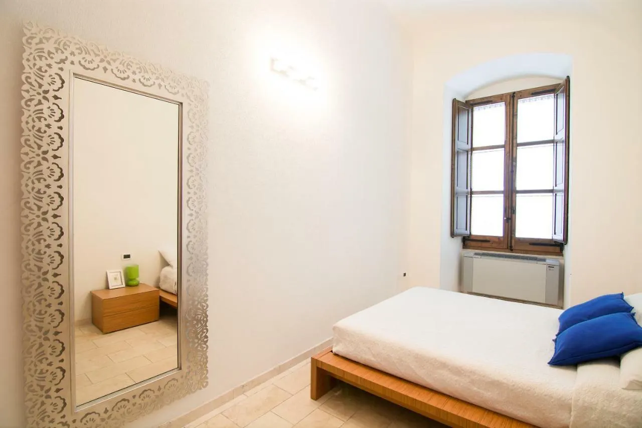 Modern Apartment In Historic Building Cagliari