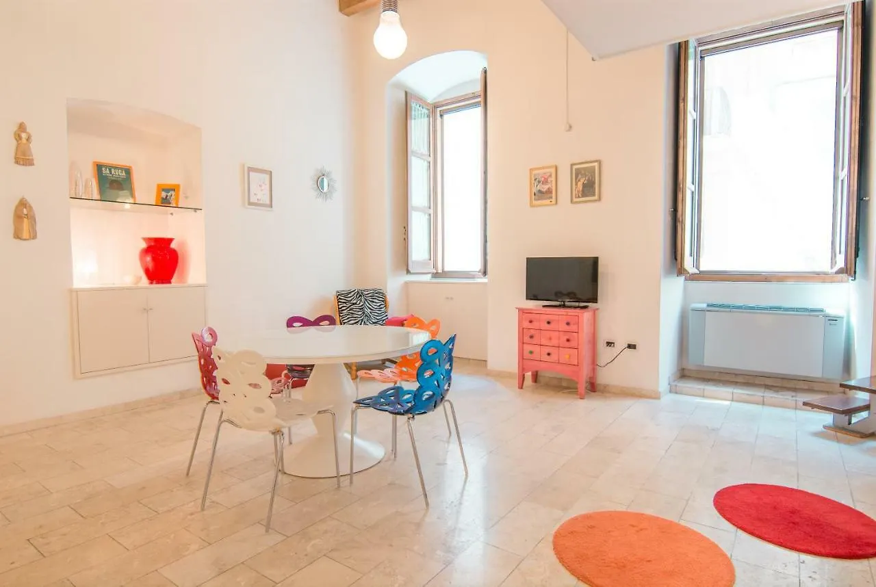 Modern Apartment In Historic Building Cagliari